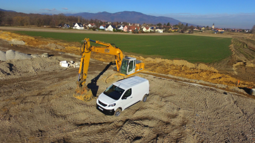 Dangel-Drone--73-sans-marquage-peut-etre-utilise-comme-Trek-scaled